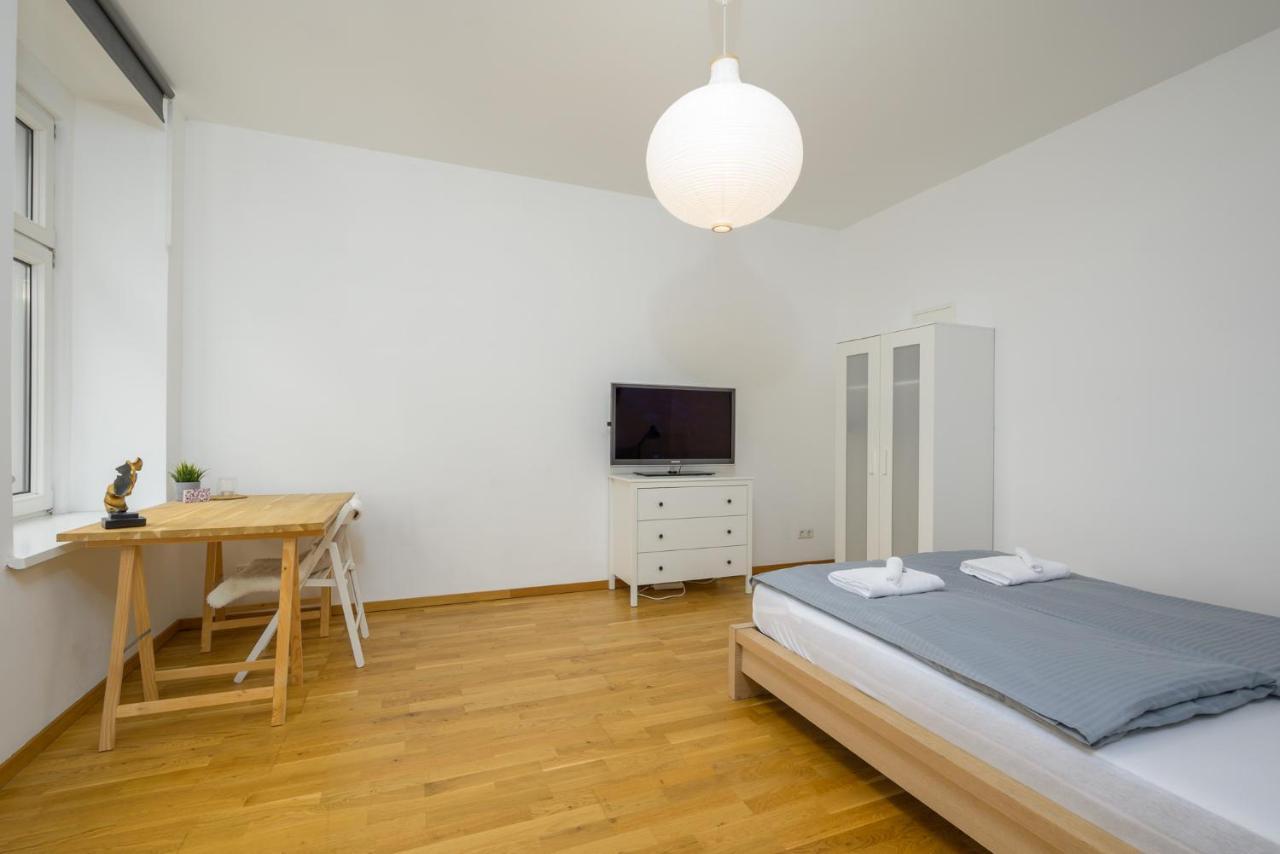 Arbio I Retro Near Hauptbahnhof Appartement